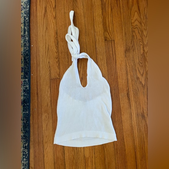 Multi Wear Halter Top in Bleach White
525
Color: Bleach White
Size: S - Picture 2 of 3